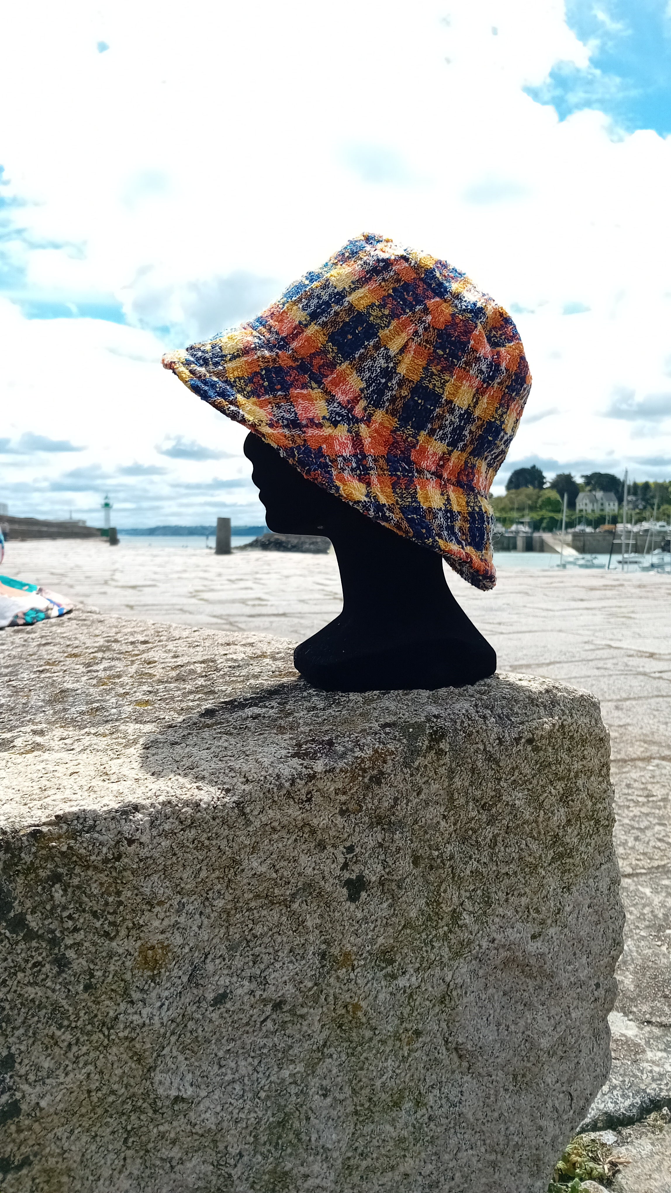 BOB Tweed Écossais Bleu Orange Chapeau Bob Artisanal Fait Main Maison JORET